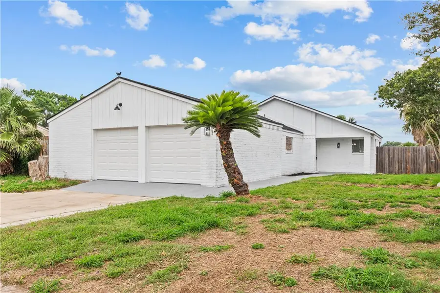 9414 Waxwing Street, Corpus Christi, TX 78418 - #2