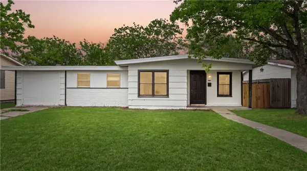 1506 Crosby Street, Portland, TX 78374