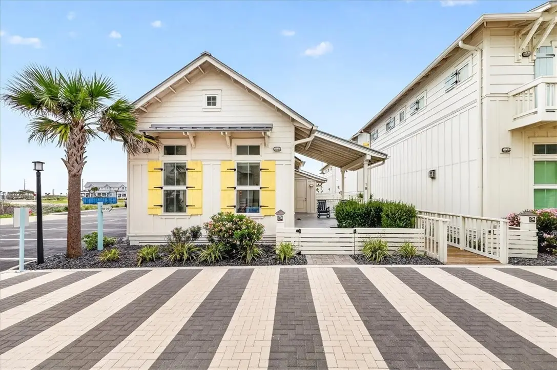 673 Center S #18, Port Aransas, TX 78373 - #1