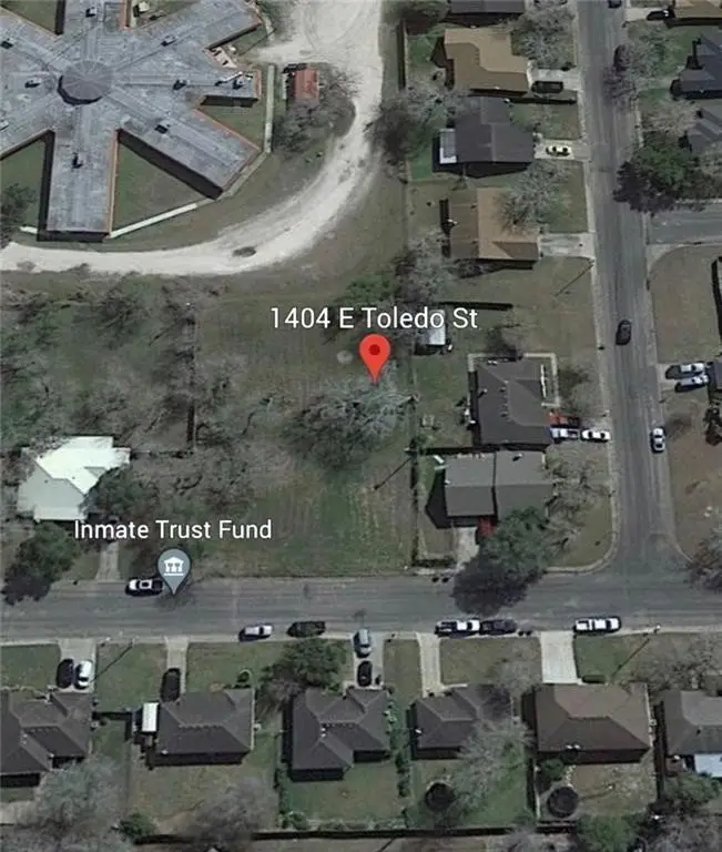 1404 E Toledo Street, Beeville, TX 78102 - #3