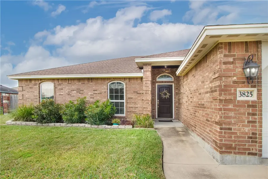 3825 Kangaroo Court, Corpus Christi, TX 78414 - #3