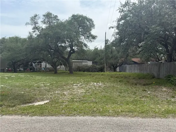 2007 Mallard Drive, Rockport, TX 78382