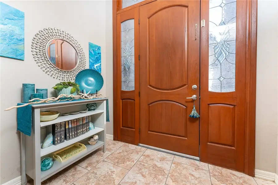 6821 Round Table Street, Corpus Christi, TX 78414 - #3