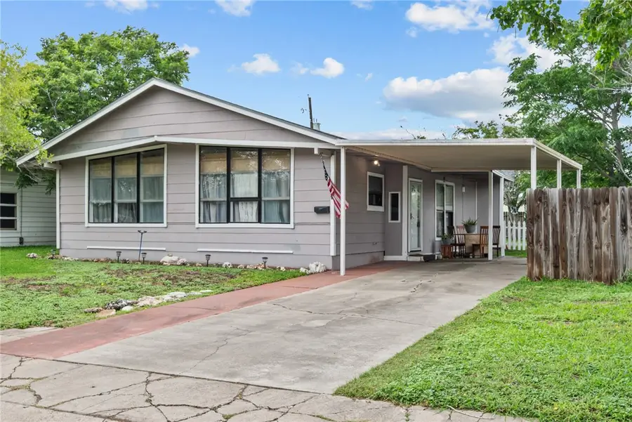 1645 Brentwood Drive, Corpus Christi, TX 78415 - #2