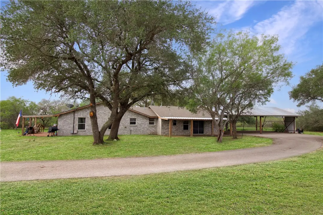 164 Bob White Drive, Beeville, TX 78102 - #1