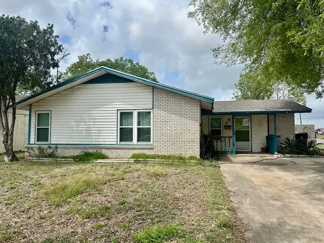 303 S 22nd Street, Kingsville, TX 78363 - #1