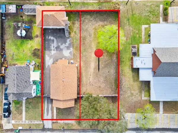 718 Mcintyre Avenue, Taft, TX 78390