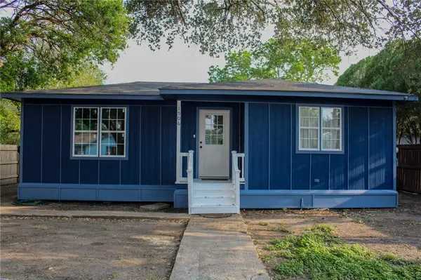 1506 Elvira Street, Alice, TX 78332