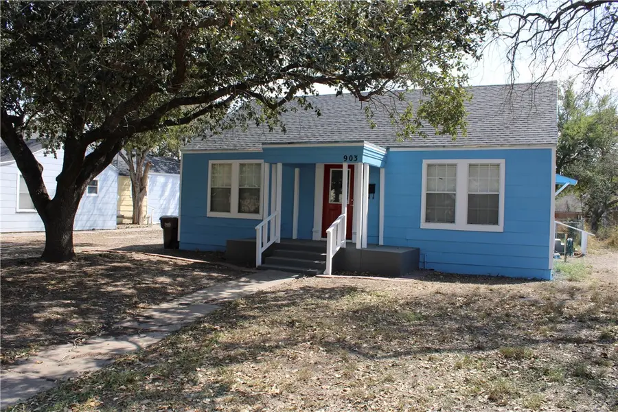 903 W Alice Avenue, Kingsville, TX 78363 - #3