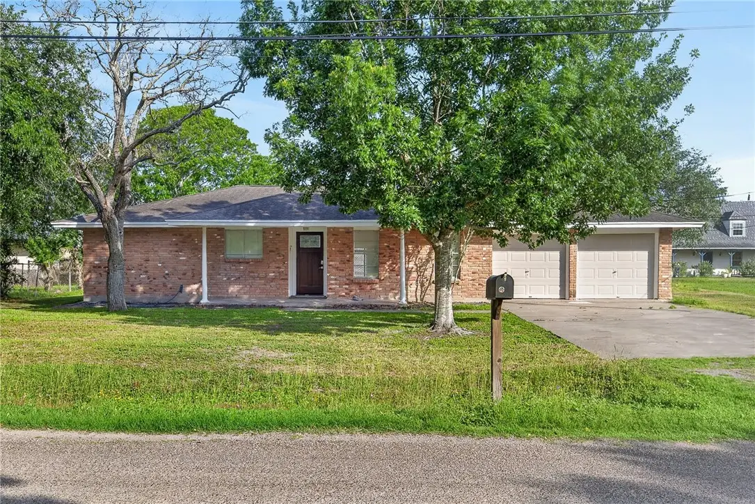 3901 Leonard Drive, Corpus Christi, TX 78410 - #1