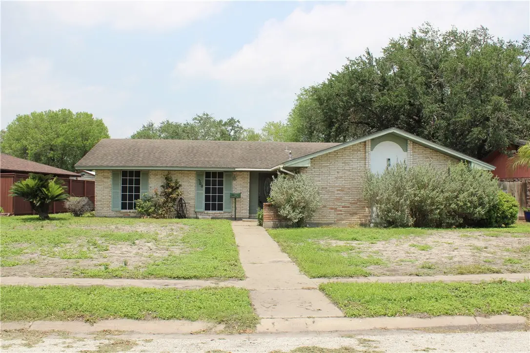 300 S Pasadena Drive, Kingsville, TX 78363 - #1