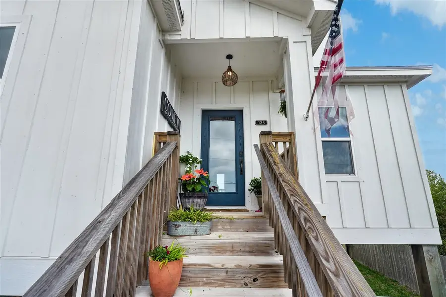 135 Lakeshore Drive, Rockport, TX 78382 - #3