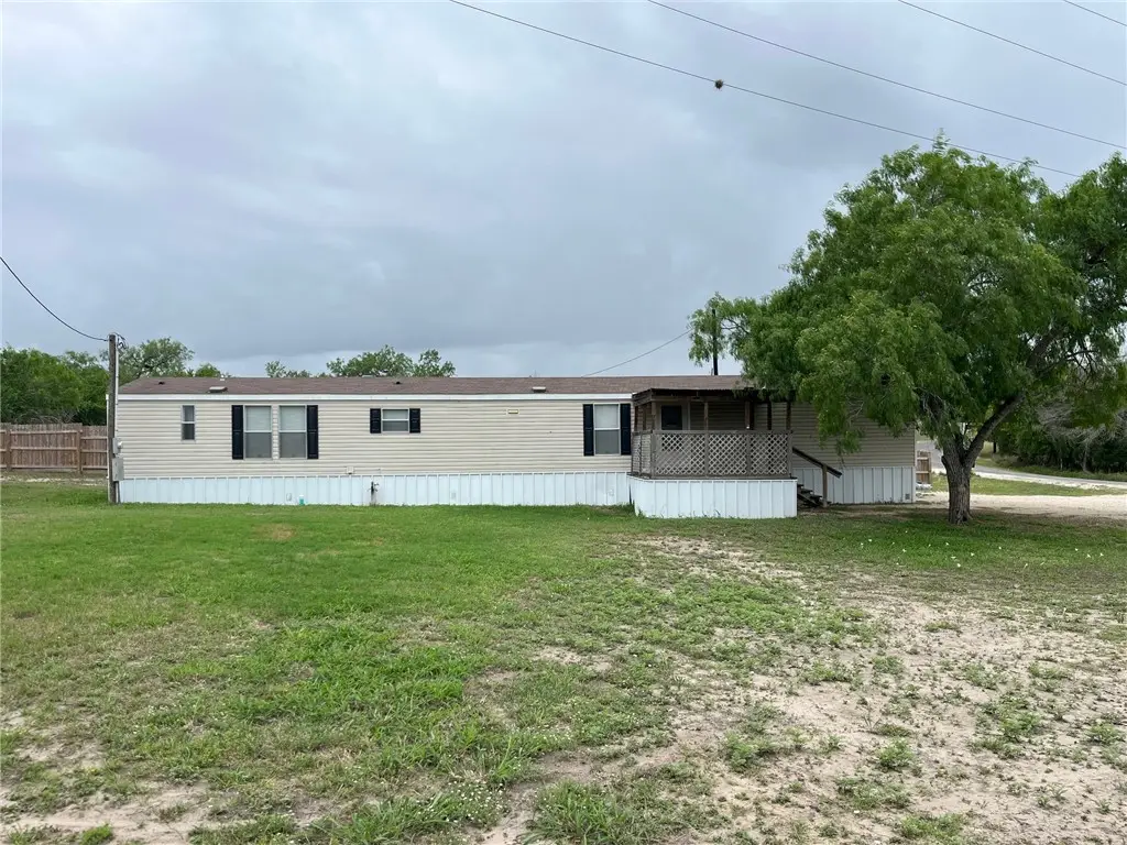 699 S Vista, Sandia, TX 78383 - #1