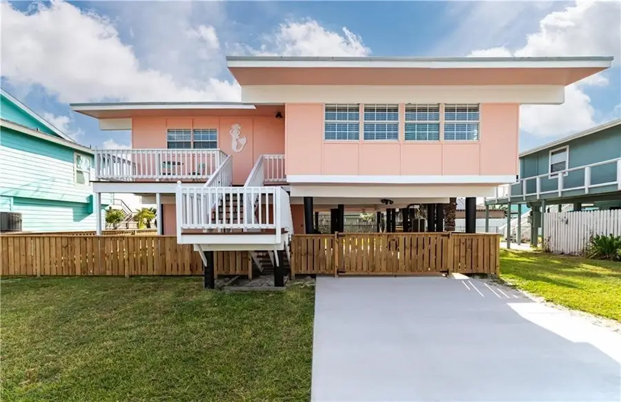 24 Nassau Drive, Rockport, TX 78382 - #2