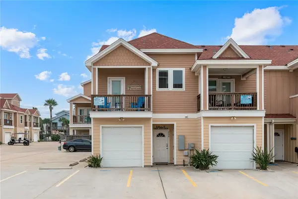 1813 S 11th Street #208, Port Aransas, TX 78373