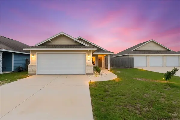 1533 Oak Hill Drive, Corpus Christi, TX 78418