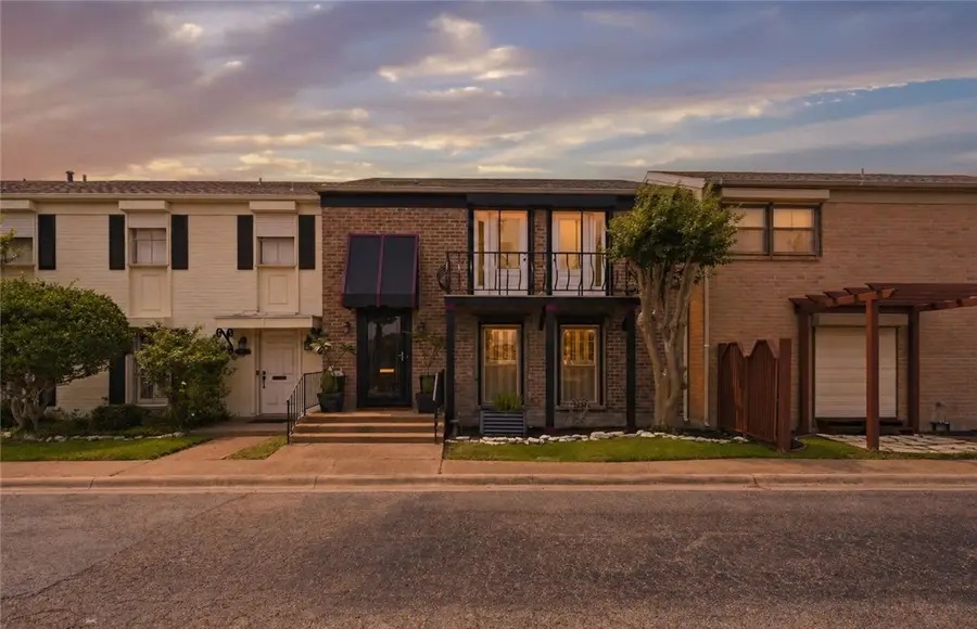 17 Rock Creek Drive, Corpus Christi, TX 78412 - #2