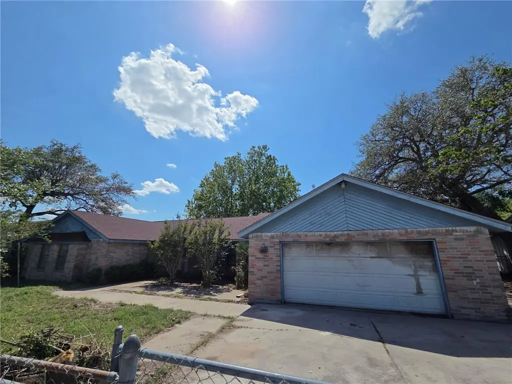 122 Saint Peter, Rockport, TX 78382 - #1
