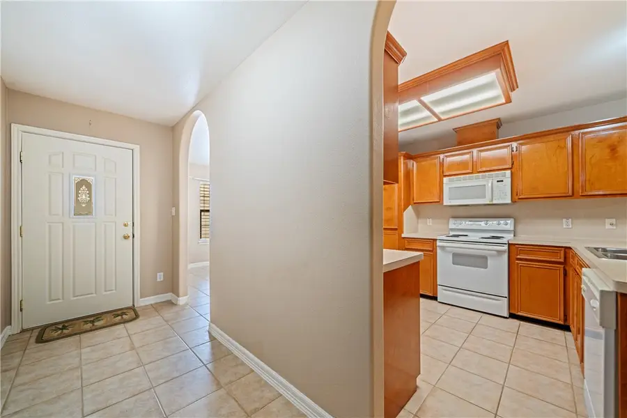 2839 Mckinzie #10, Corpus Christi, TX 78410 - #3