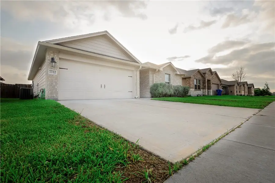 7722 Lariat Toss Drive, Corpus Christi, TX 78414 - #2