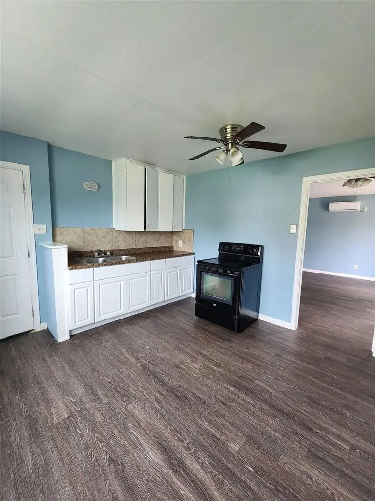 1246 Golla Drive, Corpus Christi, TX 78407 - #3