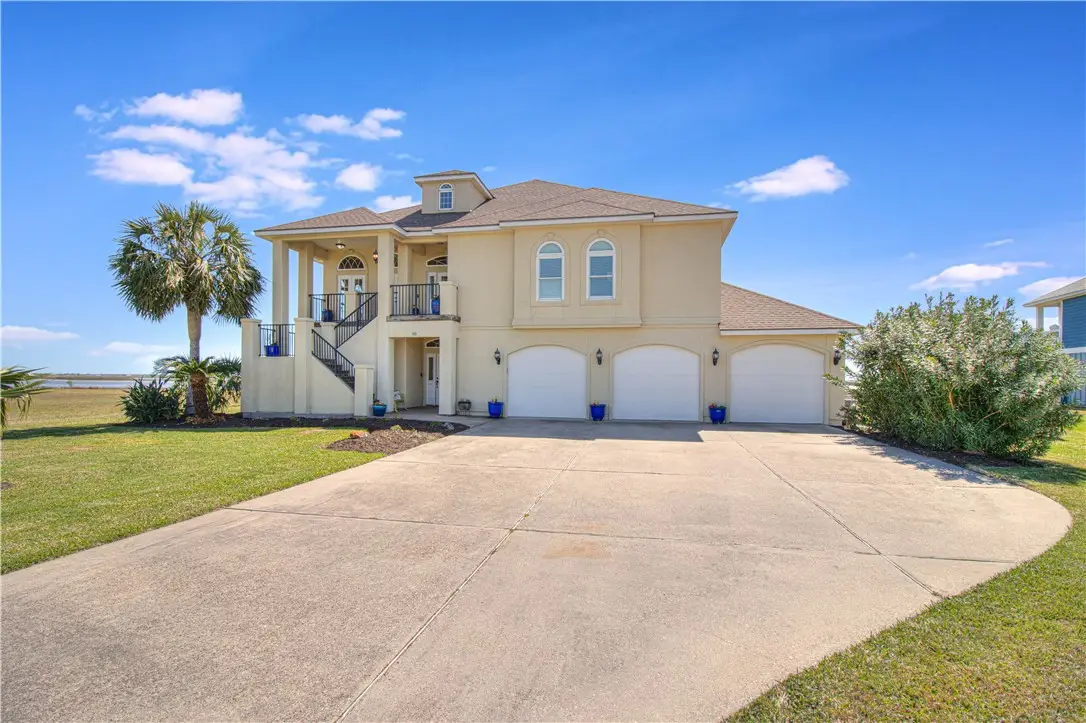 20 Southpointe Circle, Rockport, TX 78382 - #1