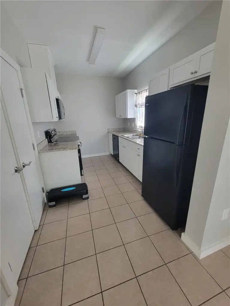 104 Pelican Avenue, Aransas Pass, TX 78336 - #2