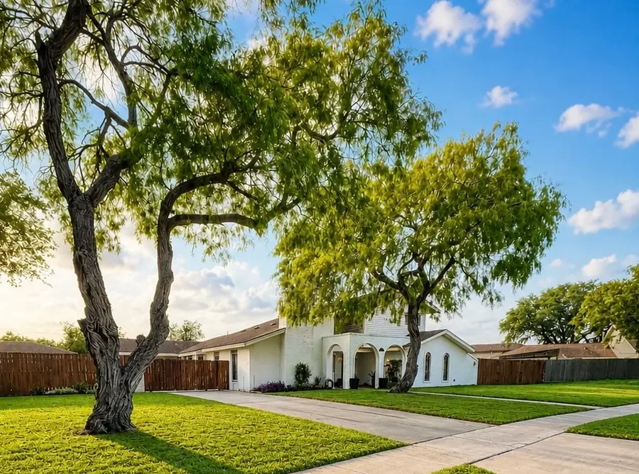 3637 Castle River Drive, Corpus Christi, TX 78410 - #2