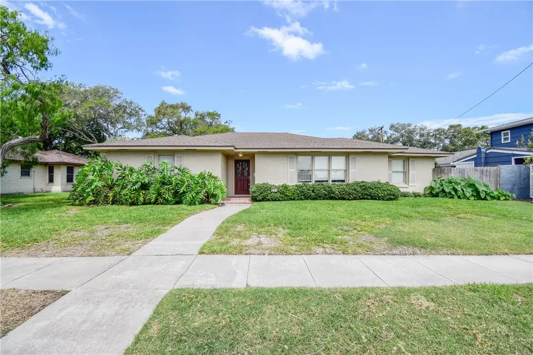 114 Seaview Lane, Corpus Christi, TX 78411 - #1