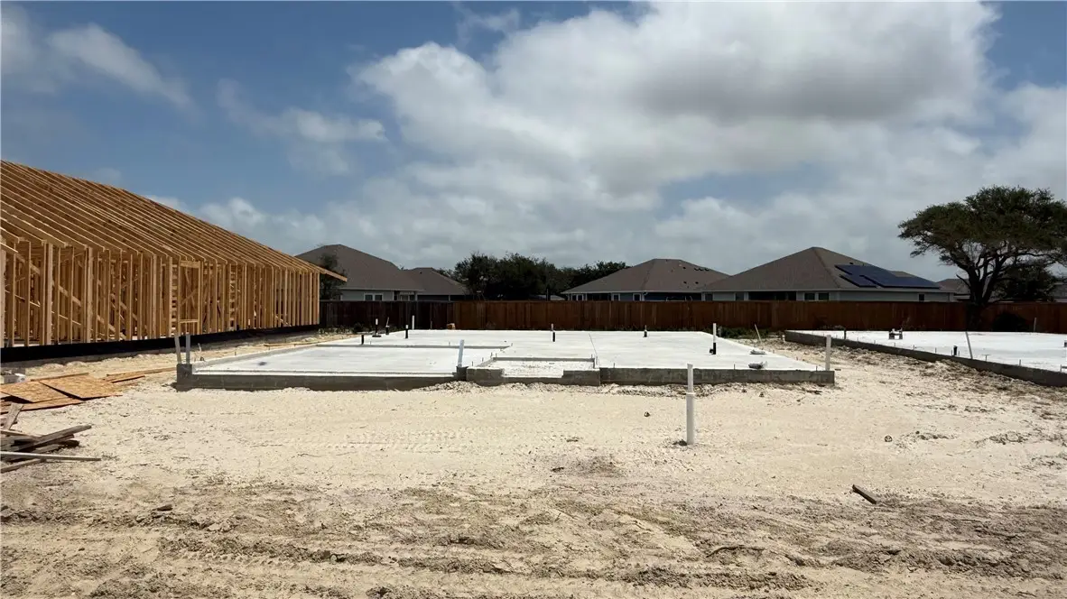 129 Grenada Drive, Rockport, TX 78382 - #1