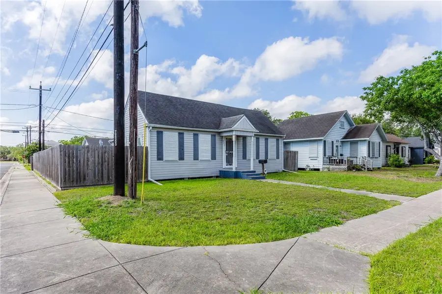 601 Atlantic Street, Corpus Christi, TX 78404 - #2