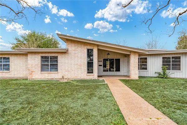 1419 S 11th Street, Kingsville, TX 78363