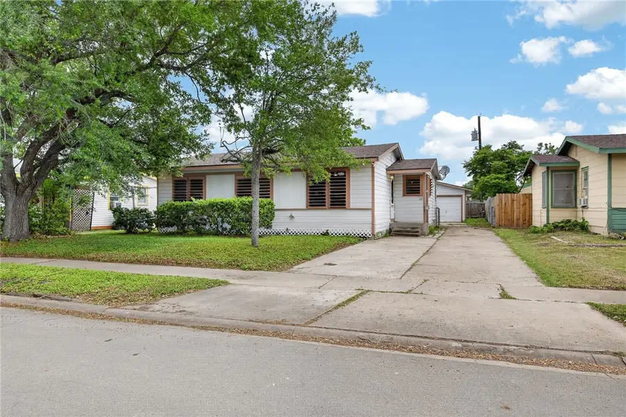 626 Chase Drive, Corpus Christi, TX 78412 - #3