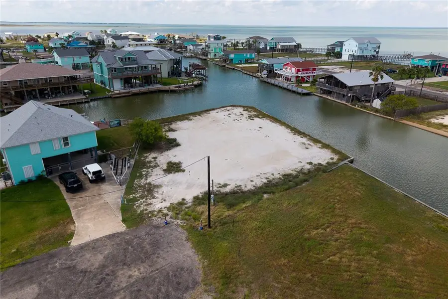 284 Kingfish Drive, Rockport, TX 78382 - #2