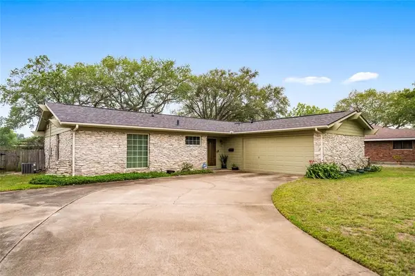 1108 David Street, Sinton, TX 78387