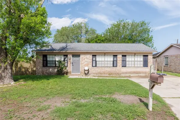 1105 Gillette Street, Kingsville, TX 78363