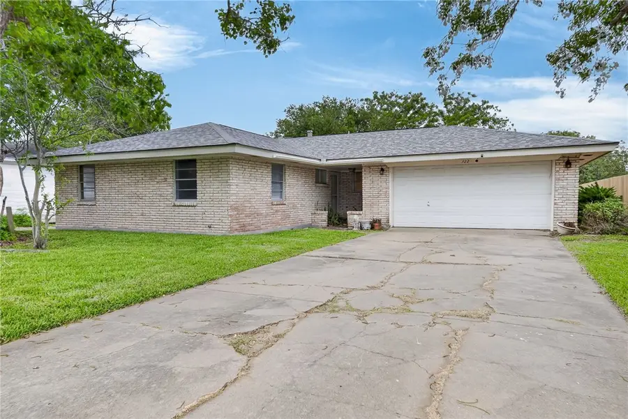 322 Waverly Drive, Corpus Christi, TX 78412 - #2