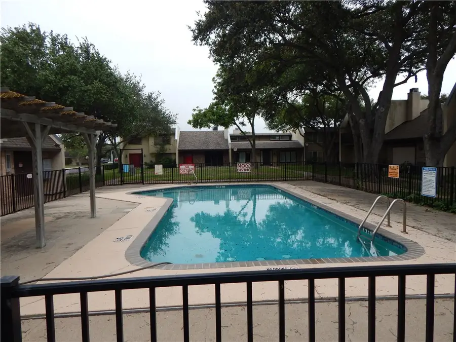 5432 Stonegate Way #16, Corpus Christi, TX 78411 - #2