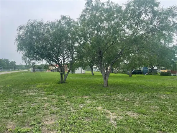 9673 County Road 350, Mathis, TX 78368
