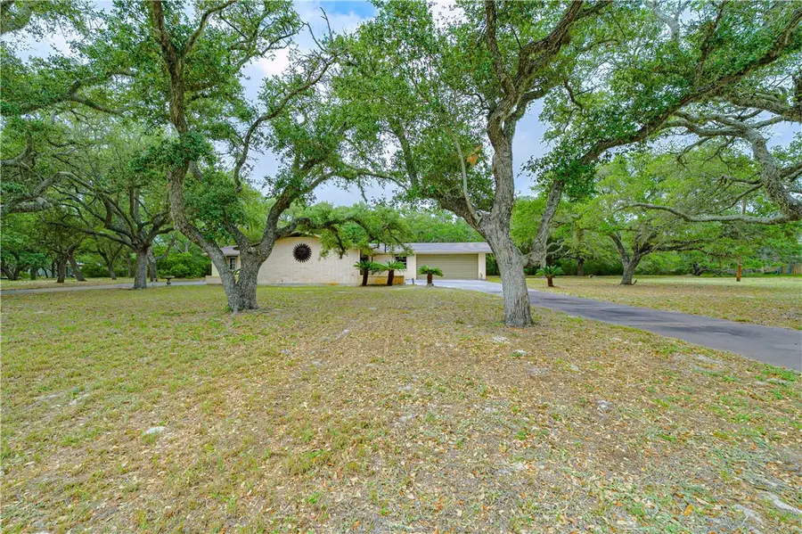 1309 Mesquite Street, Rockport, TX 78382 - #2
