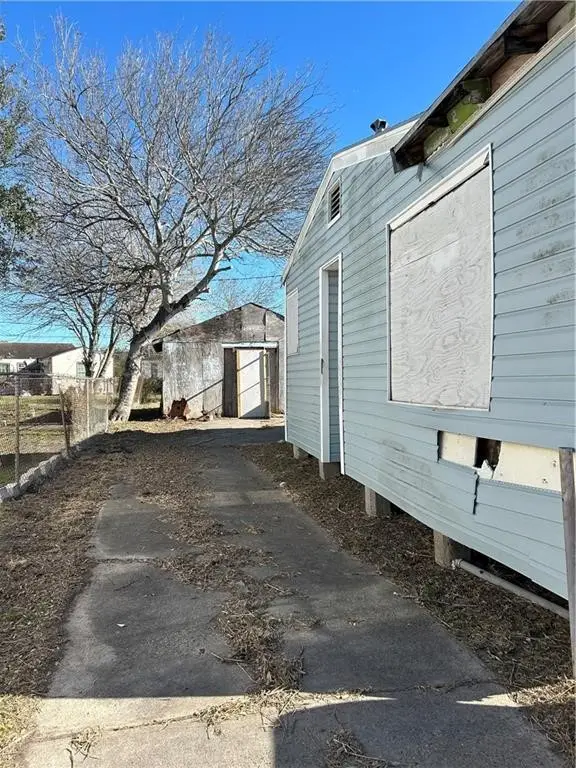 218 Dover Avenue, Corpus Christi, TX 78408 - #3