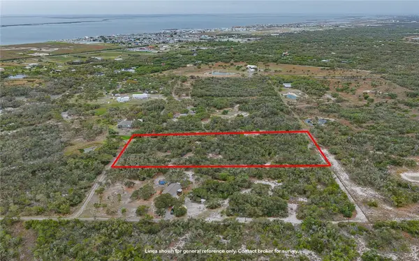 1505 Balderree Road, Rockport, TX 78382