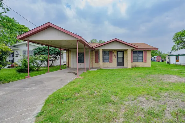 206 S Minneapolis Street, Beeville, TX 78102