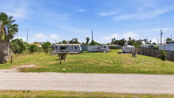 124 Coral Drive, Rockport, TX 78382