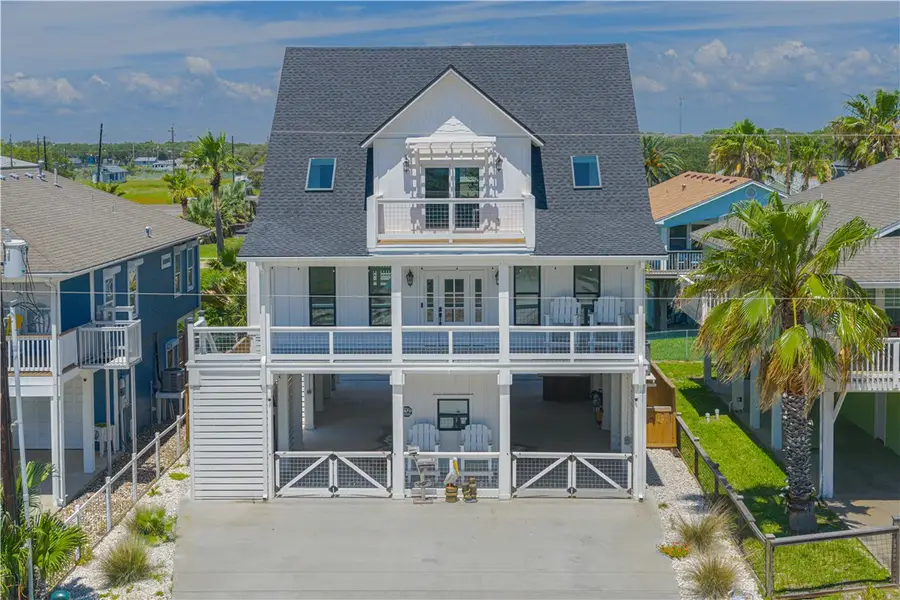 1227 S Magnolia Street, Rockport, TX 78382 - #3