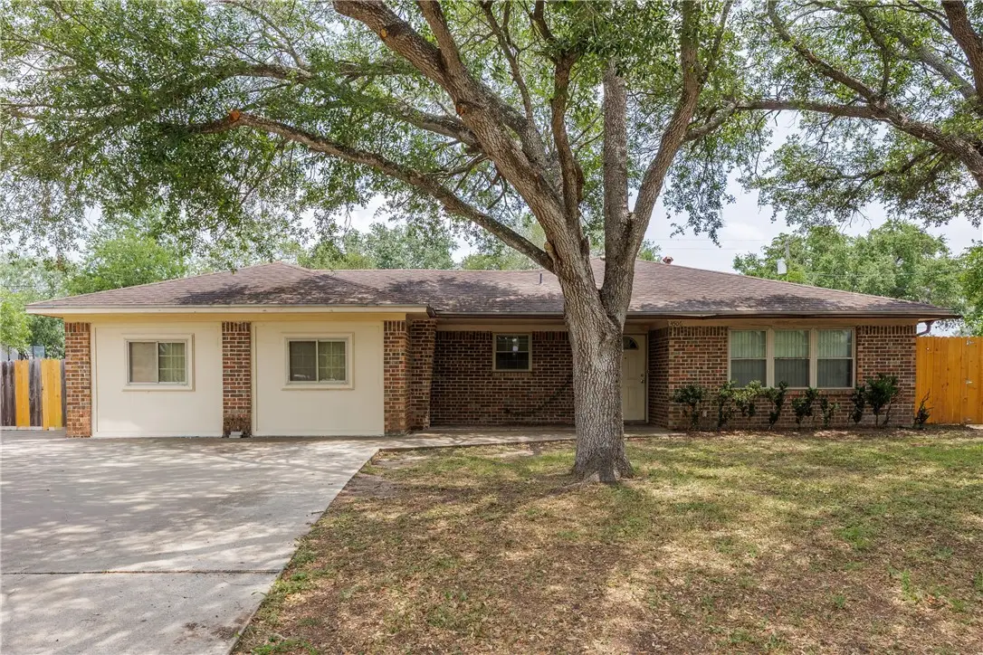 4506 White Oak Drive, Corpus Christi, TX 78410 - #1