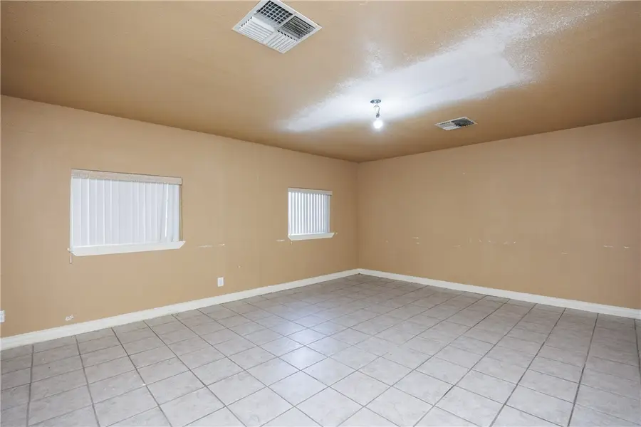 4506 White Oak Drive, Corpus Christi, TX 78410 - #3