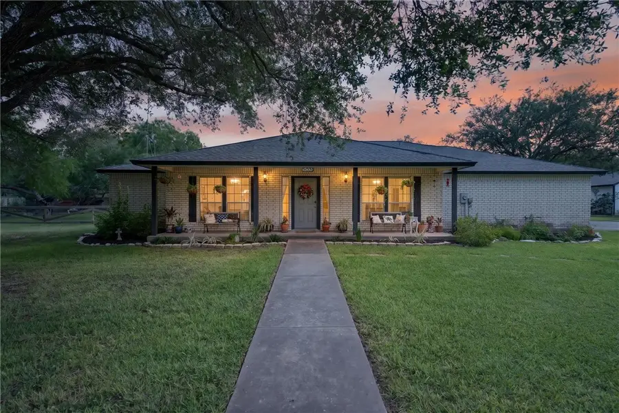 5729 Santa Clara Drive, Robstown, TX 78380 - #3