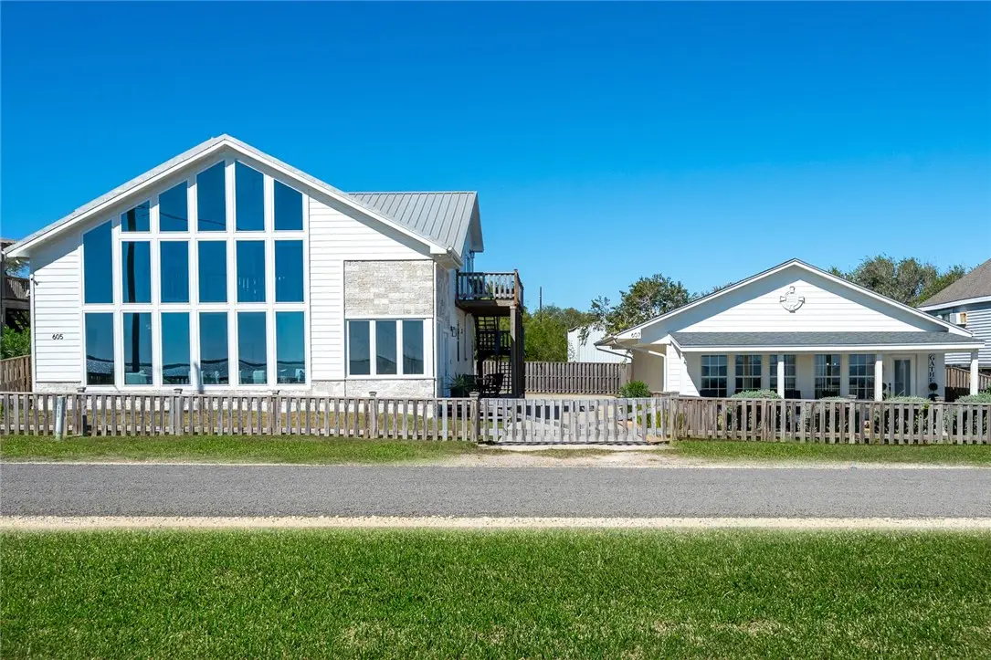 605 & 607 Copano Bay Drive, Bayside, TX 78340 - #1