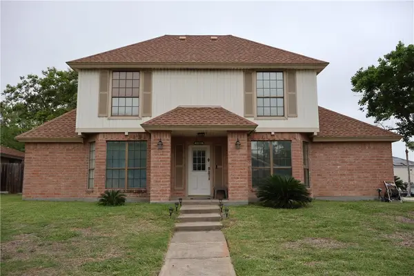 1502 Crestview Drive, Portland, TX 78374